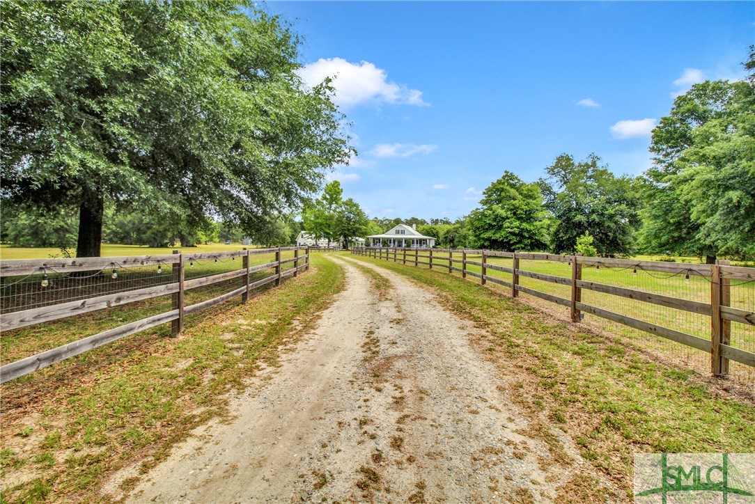 1600 Arcola Road