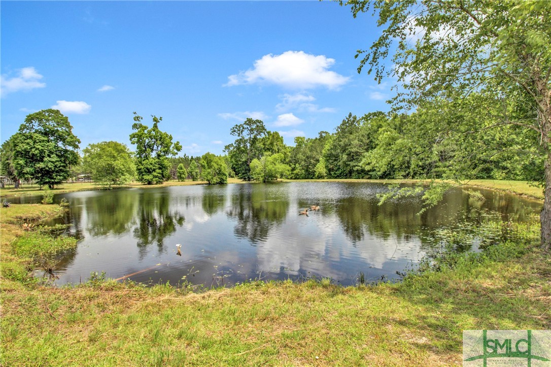 1600 Arcola Road