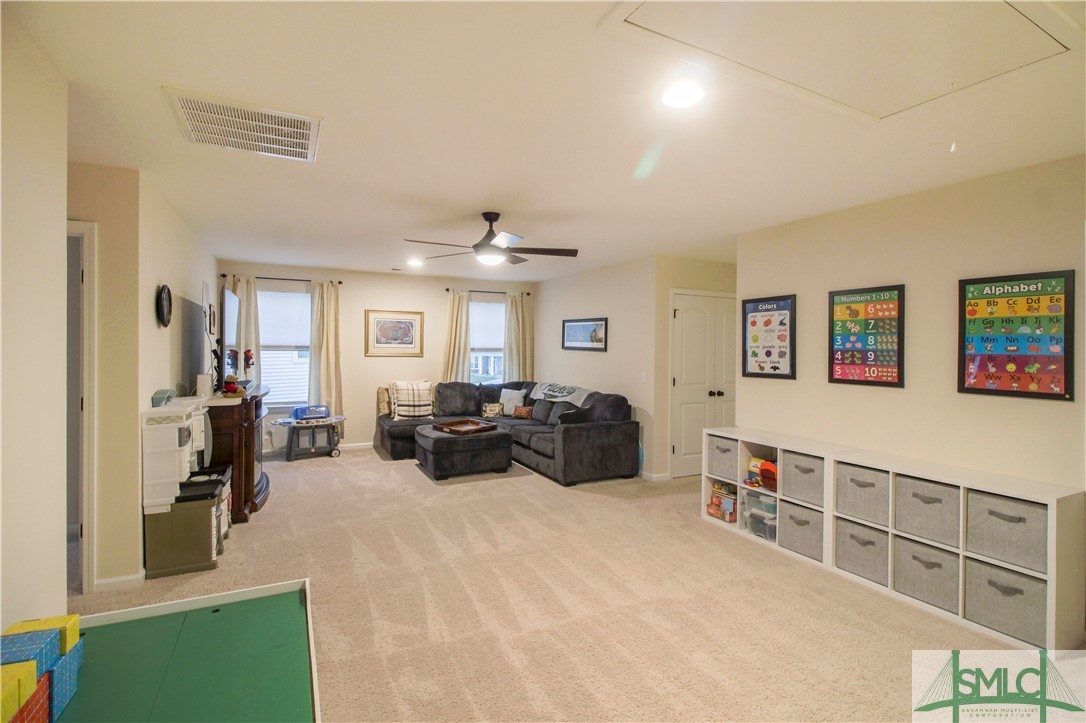 64 Winslow Circle