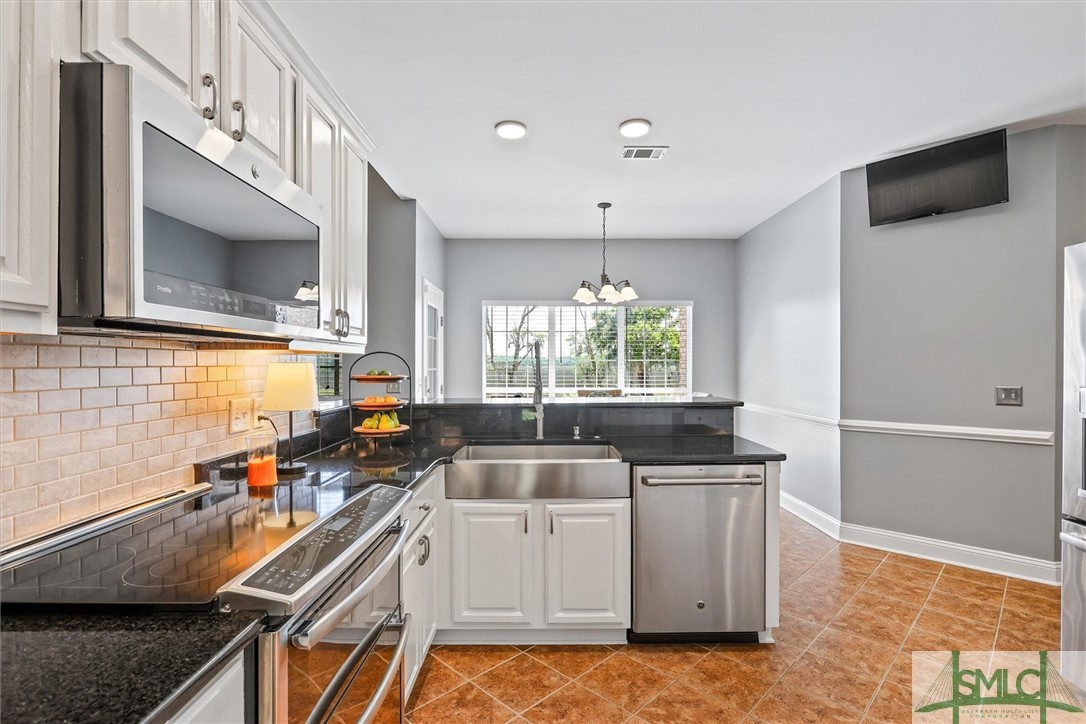 115 Pinetree Road
