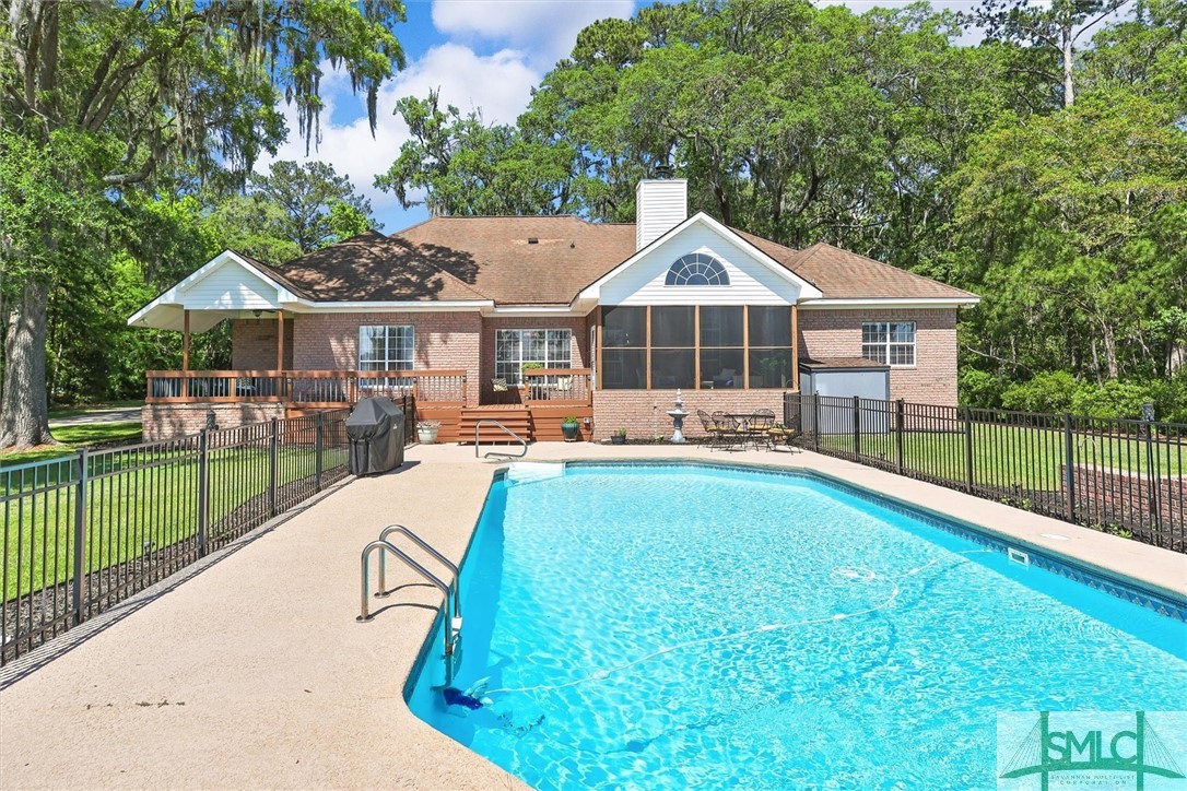 115 Pinetree Road