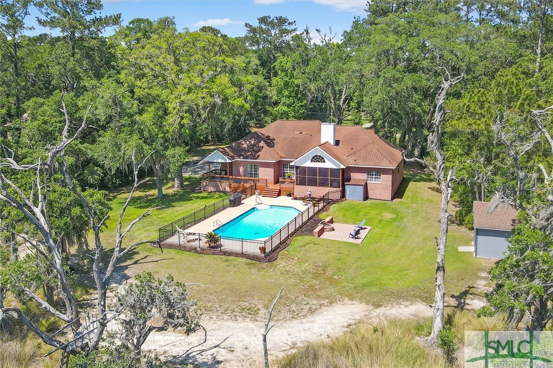 115 Pinetree Road