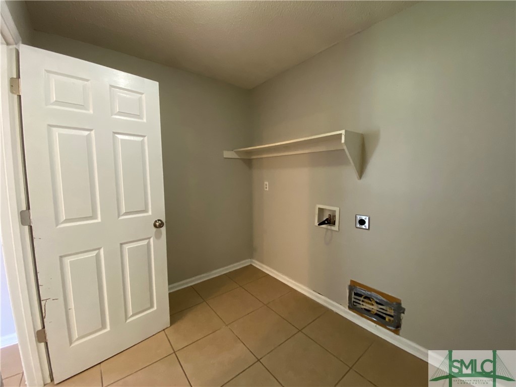 1475 Ben Gay Way