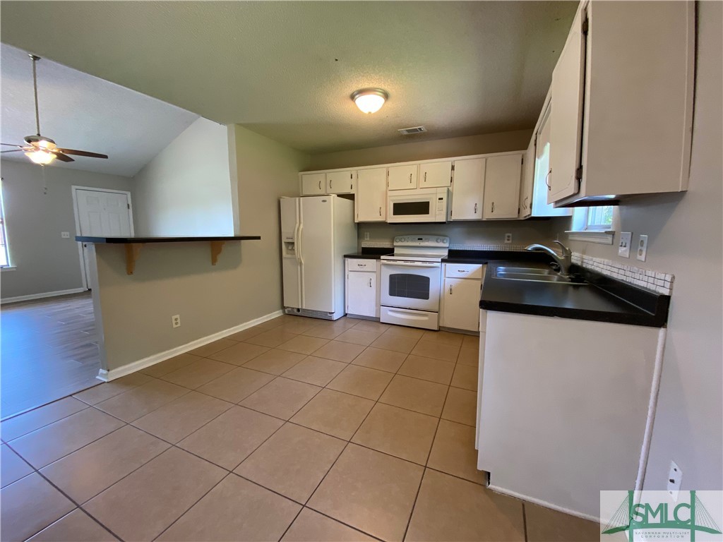 1475 Ben Gay Way