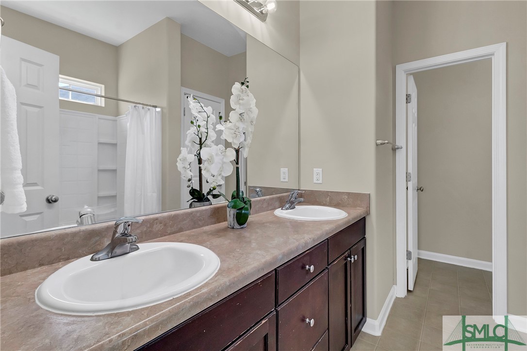 7 Chenoa Court