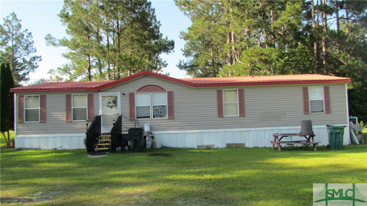 325 LAKEVIEW Drive