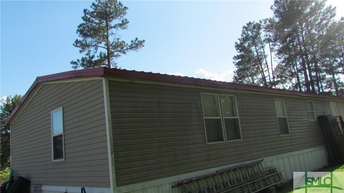 325 LAKEVIEW Drive