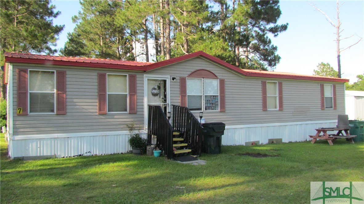 325 LAKEVIEW Drive