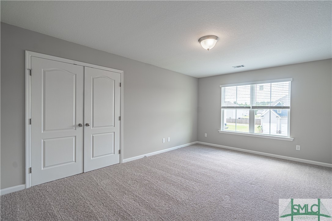 6 Cottonfield Drive