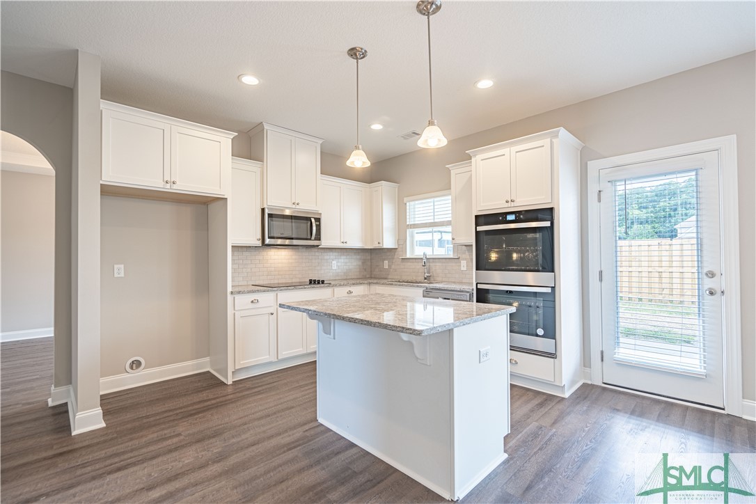 6 Cottonfield Drive
