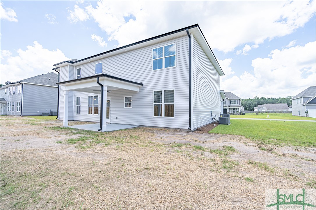 6 Cottonfield Drive