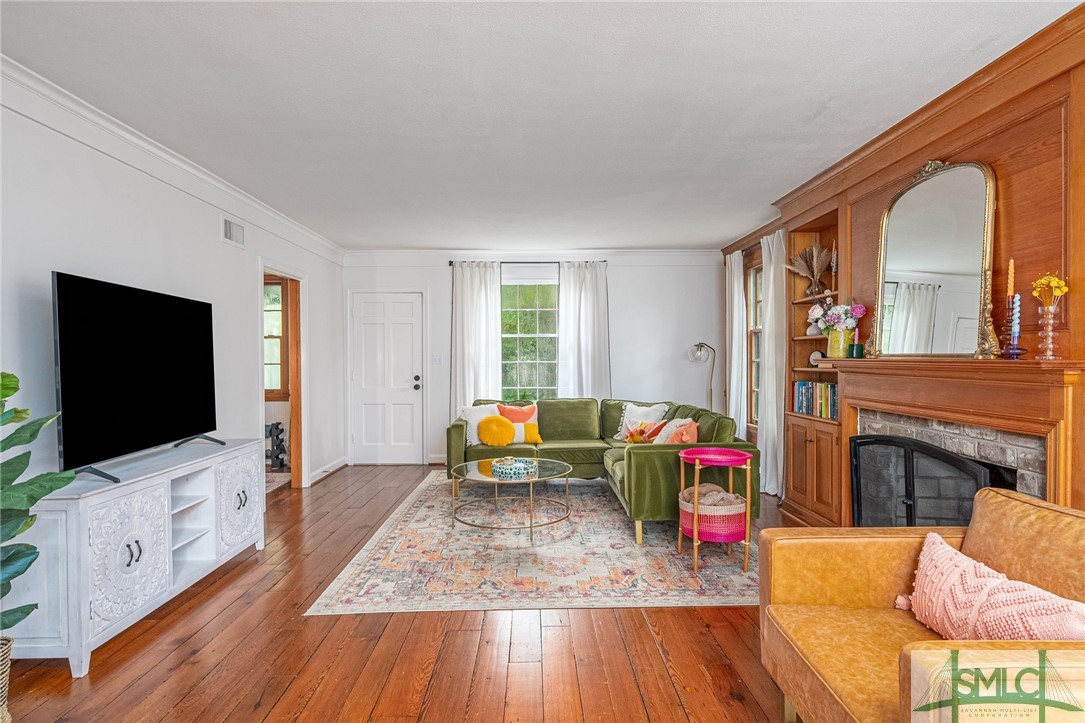 5714 Colonial Drive