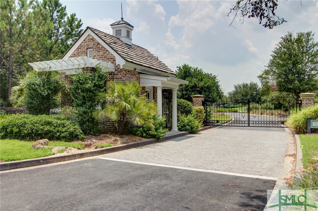 204 Park Chase