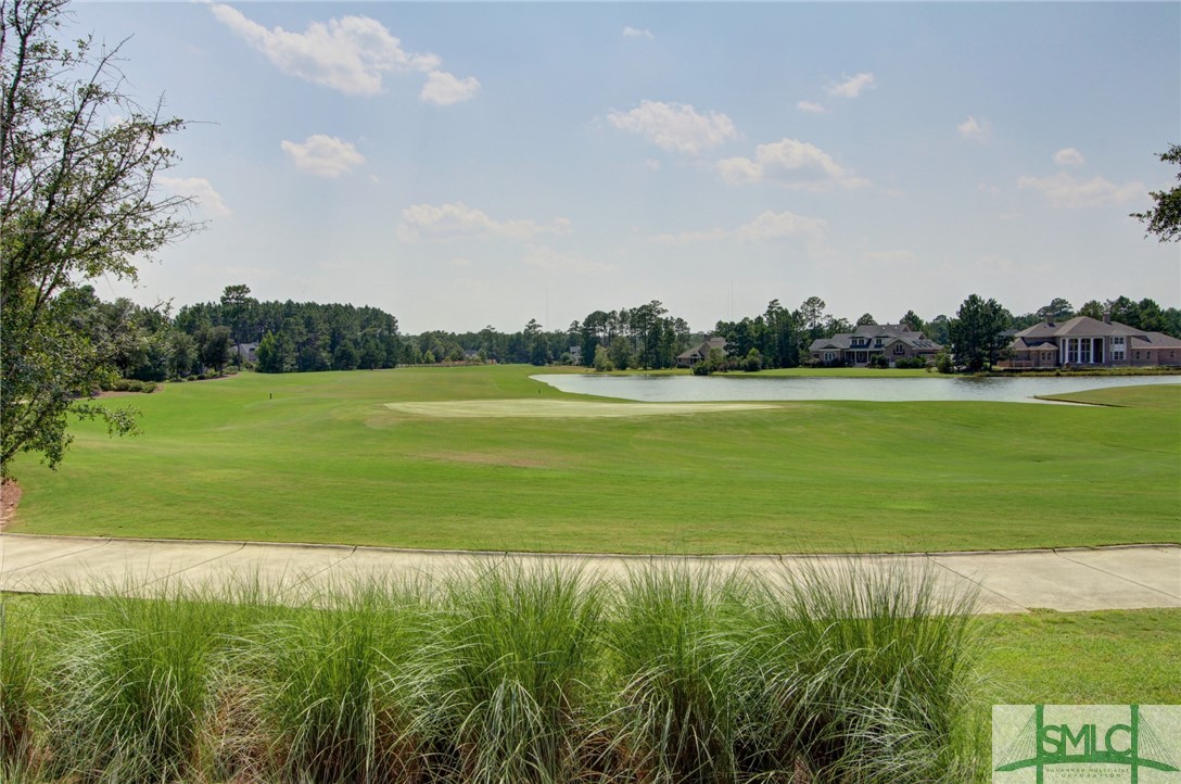 204 Park Chase
