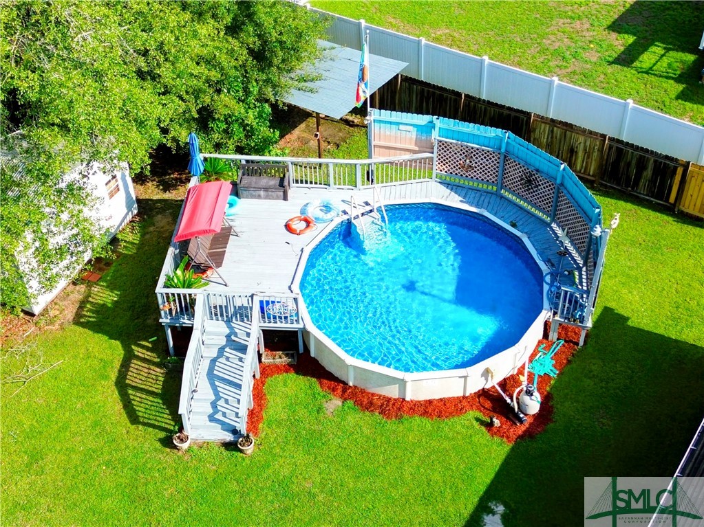 220 Creekside Circle