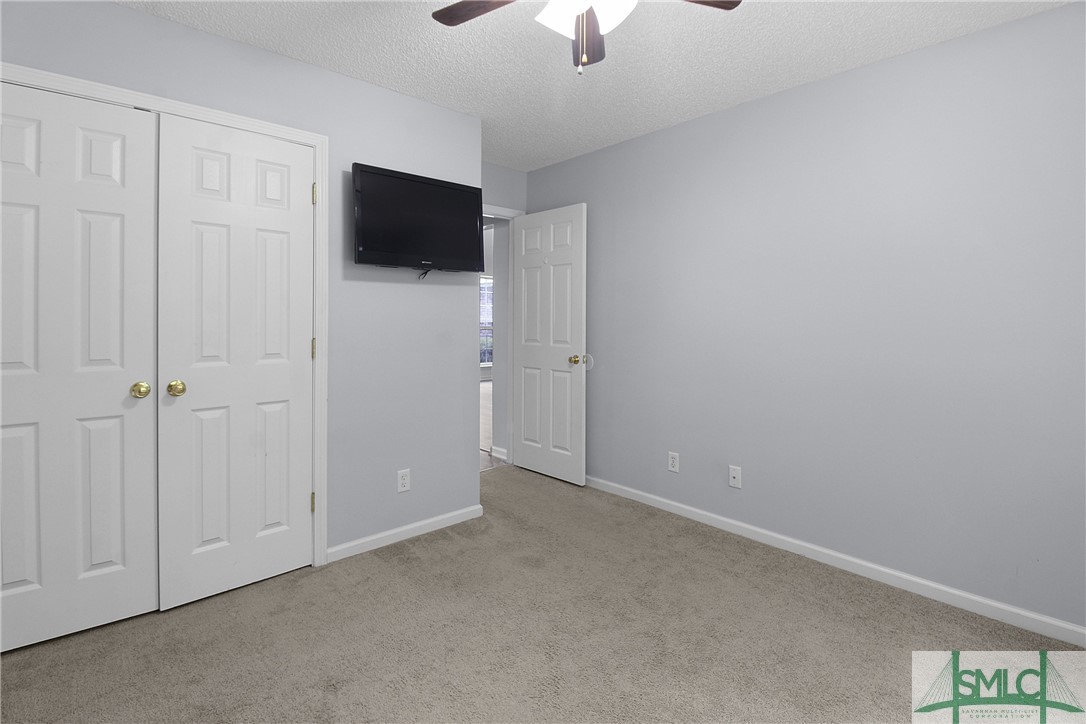 102 Stonewalk Drive