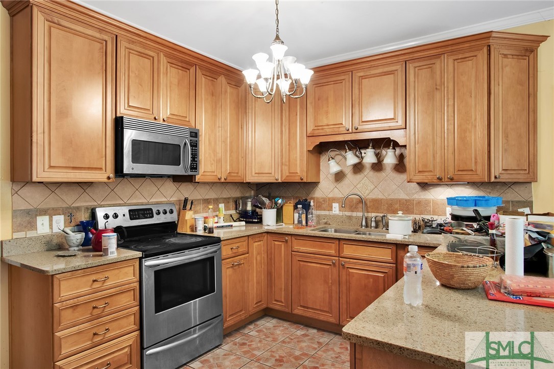 300 Pinewood Drive