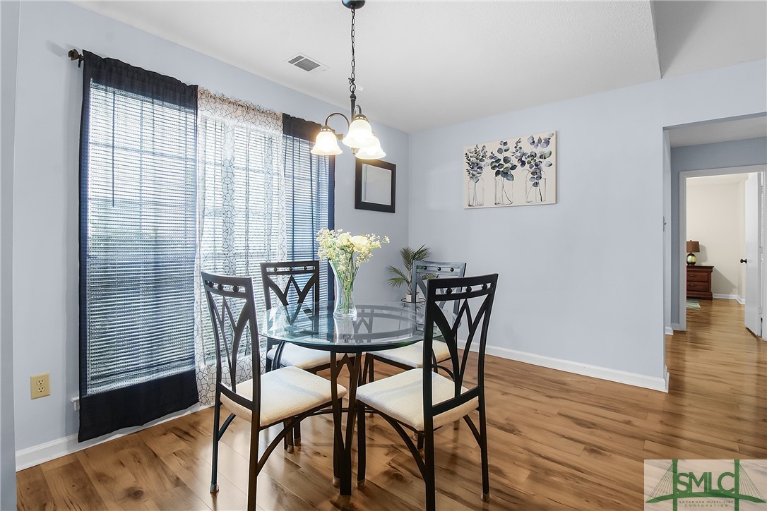 1401 King George Boulevard 16