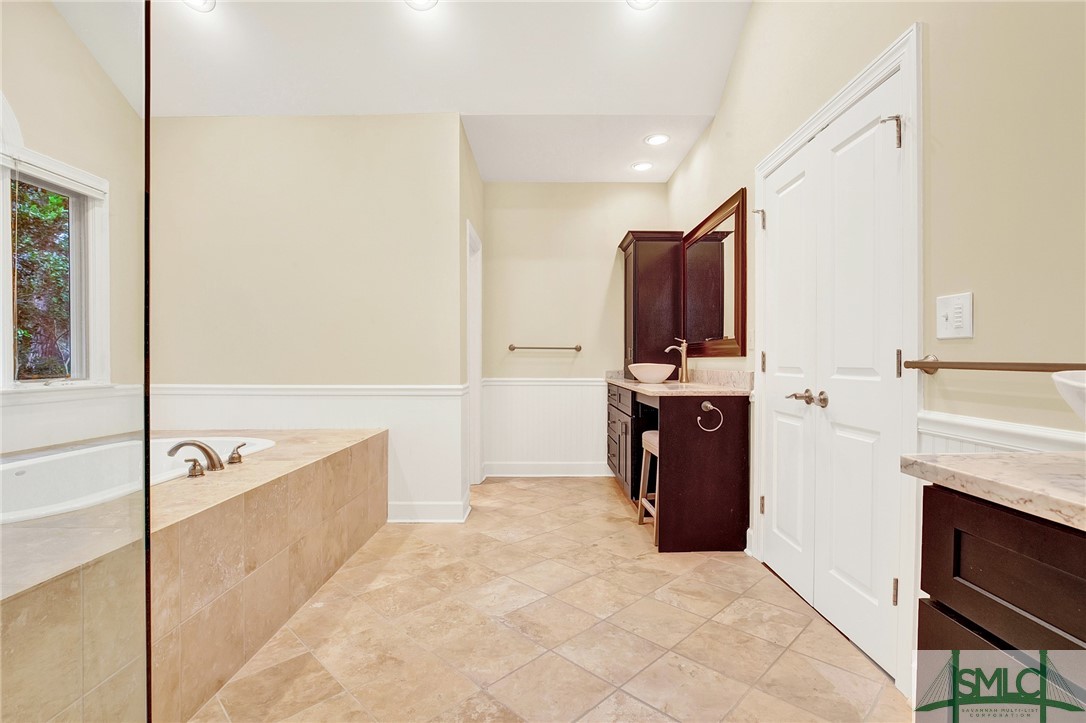 207 Pettigrew Drive