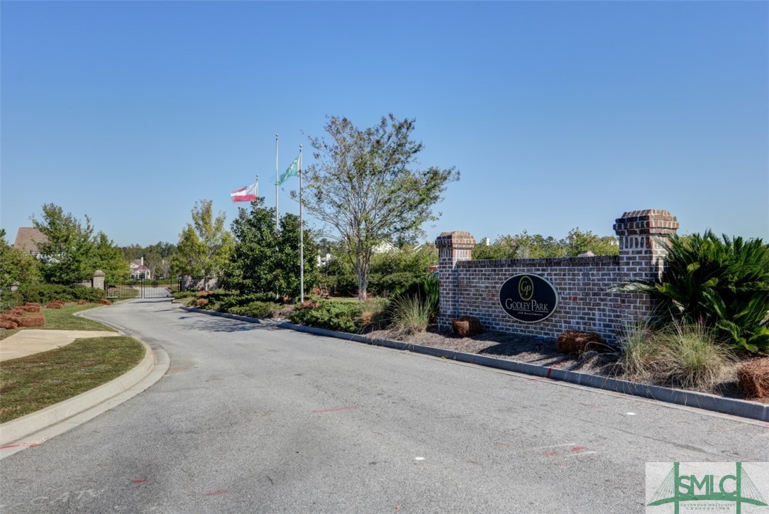 48 Hawkhorn Court