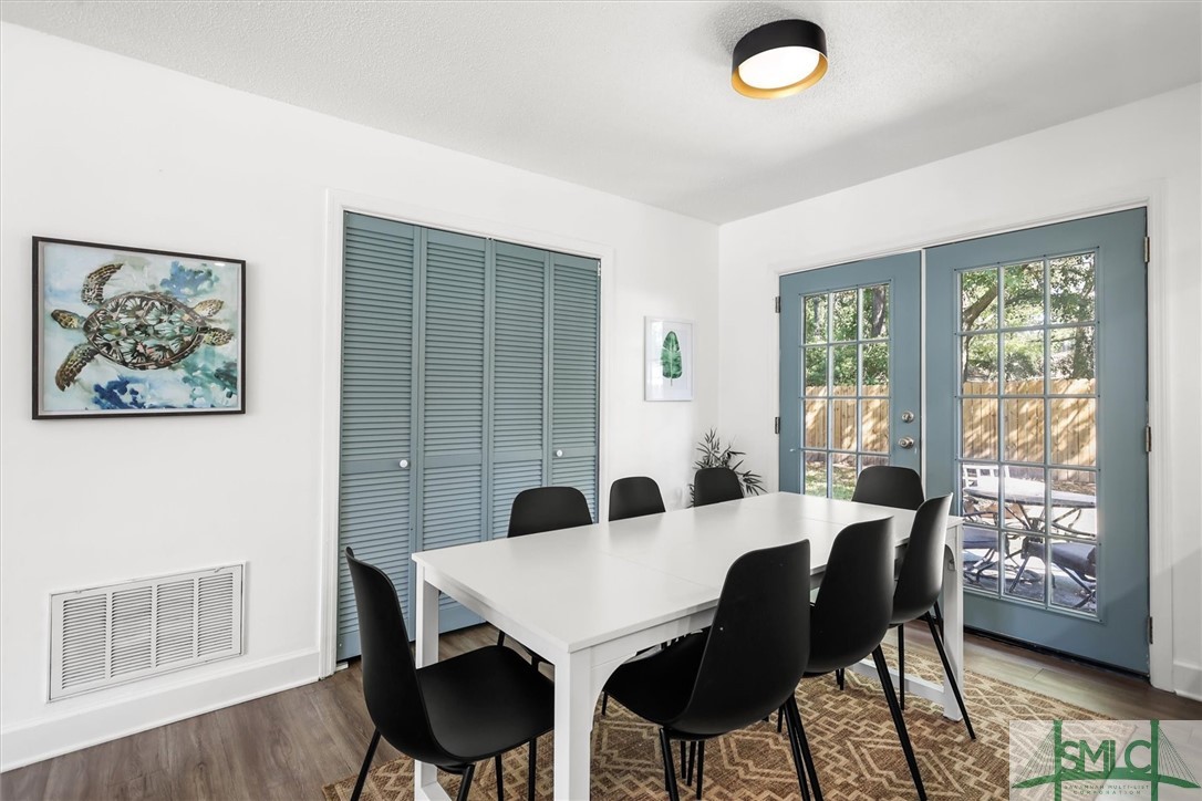 152 S Robinhood Drive