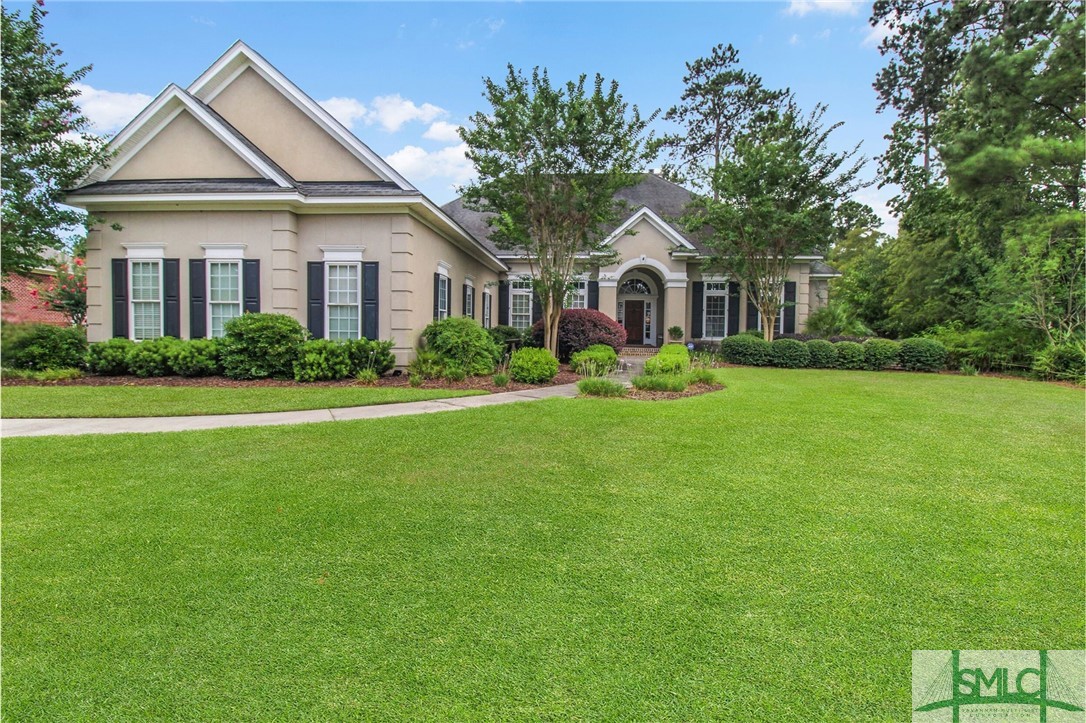 4 W Lake Heron Court