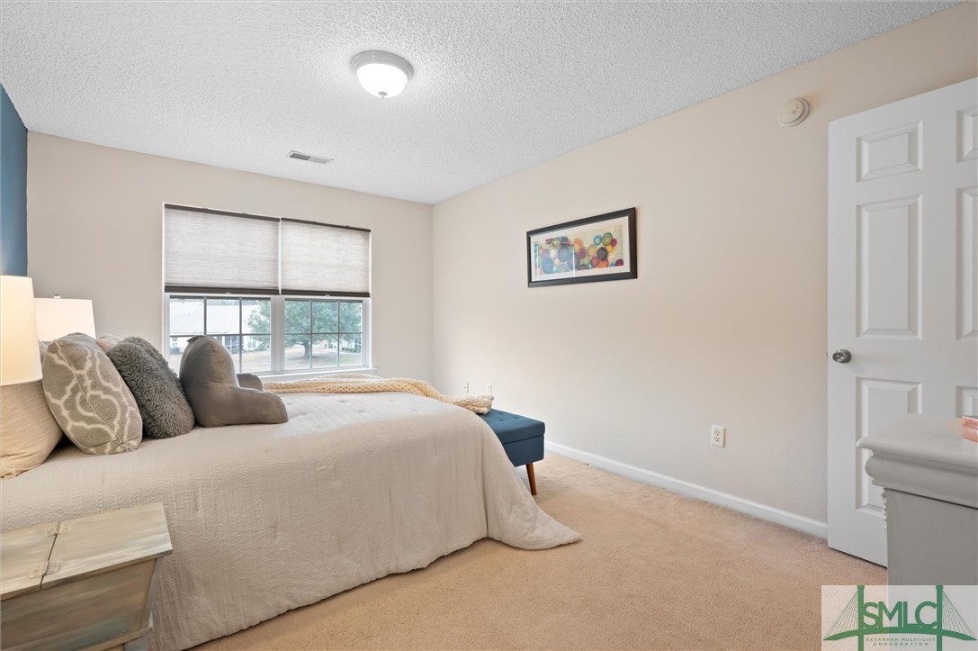 22 Travertine Circle