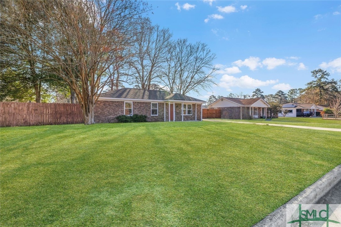 1232 Crawford Way