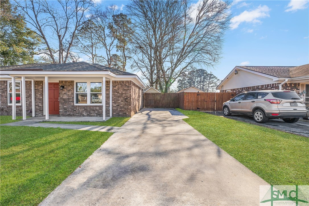 1232 Crawford Way