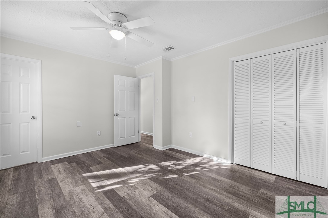 1232 Crawford Way