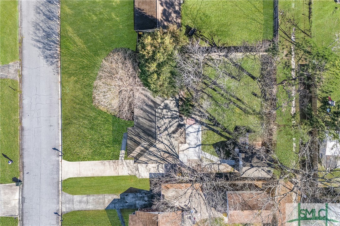 1232 Crawford Way