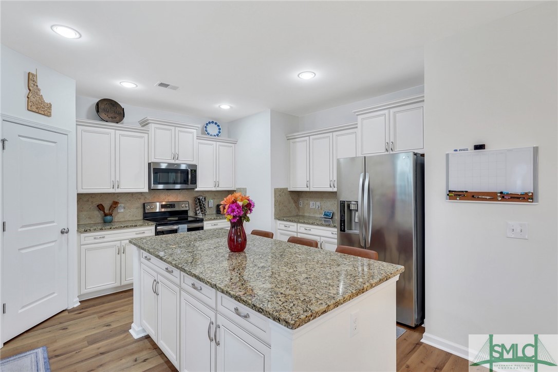 3286 Garden Hills Loop