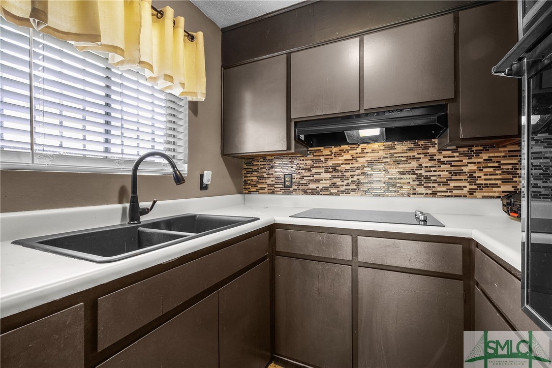 12215 Deerfield Road