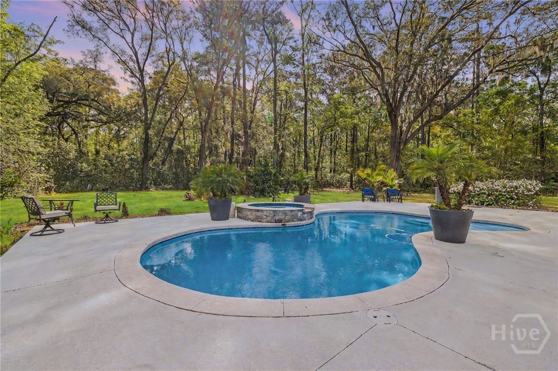 335 Buckland Hall Road