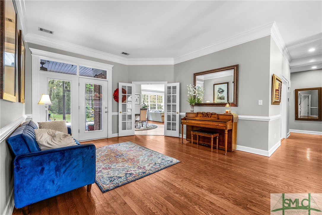335 Buckland Hall Road