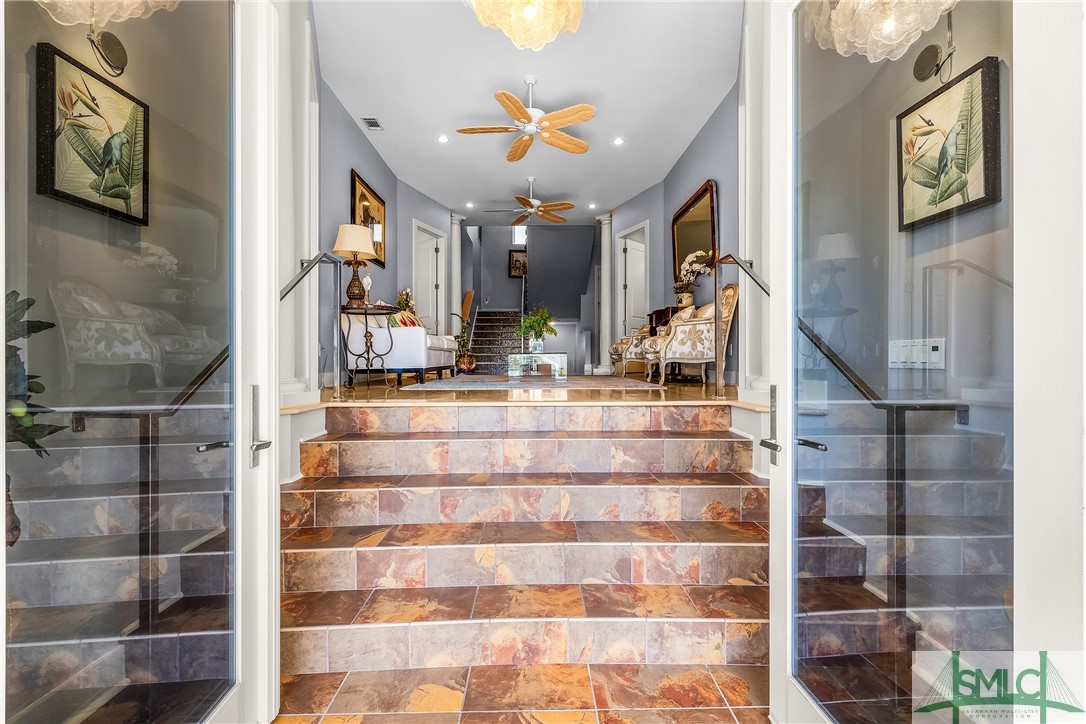 8 18th Street