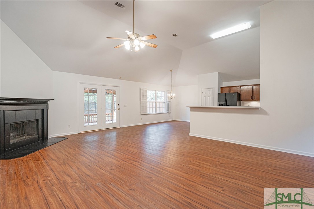 28 Raven Wood Way