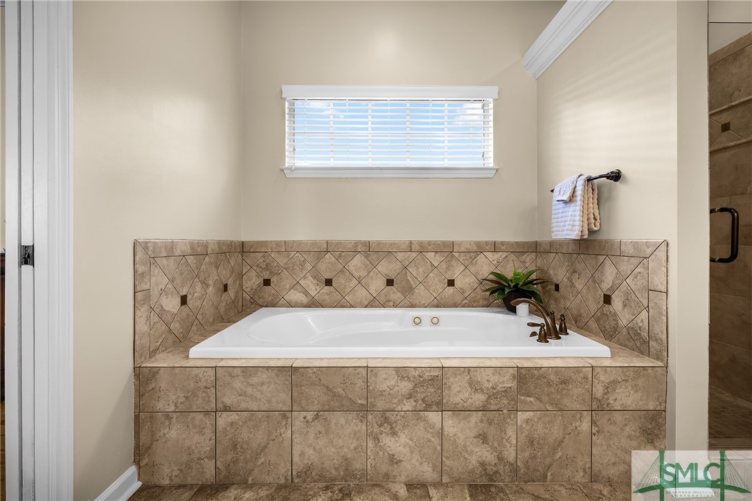 300 Stephanie Avenue