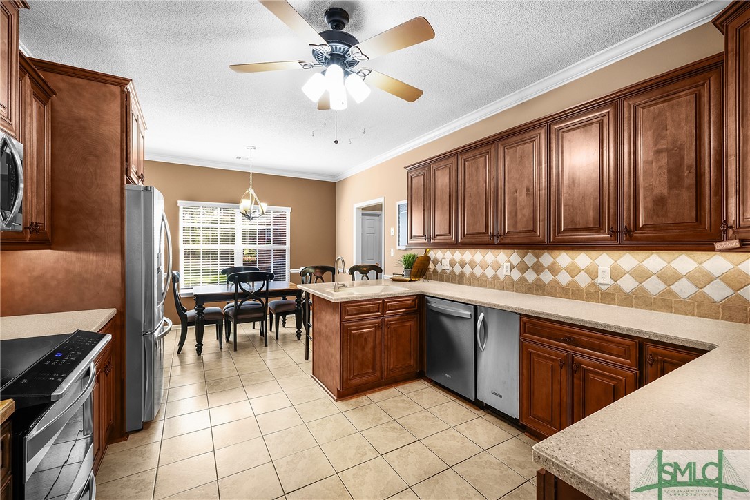 300 Stephanie Avenue