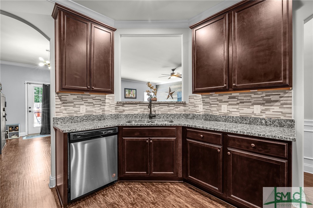 106 Greenbriar Drive