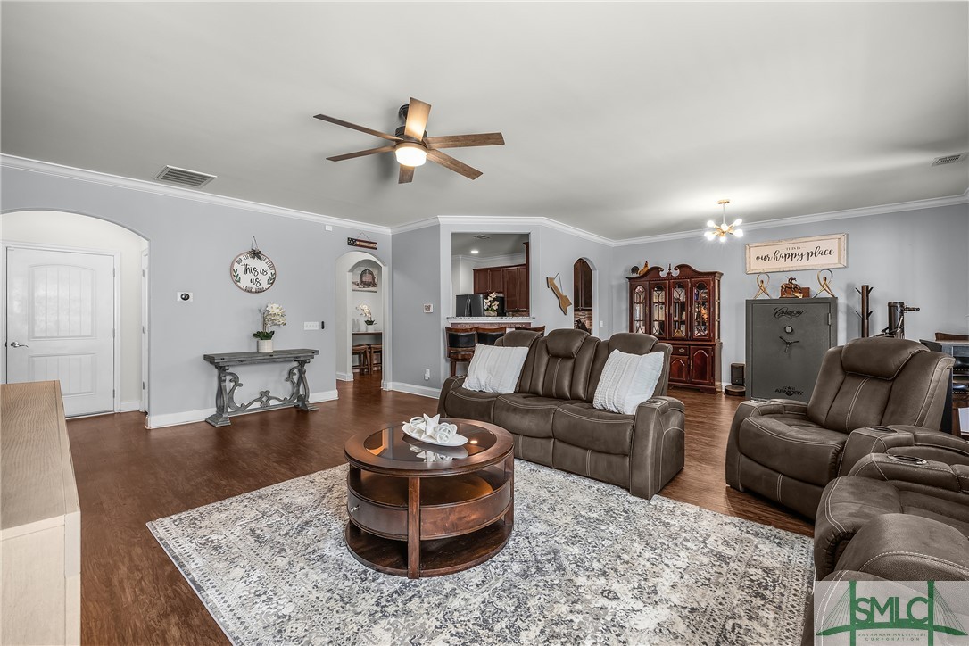 106 Greenbriar Drive