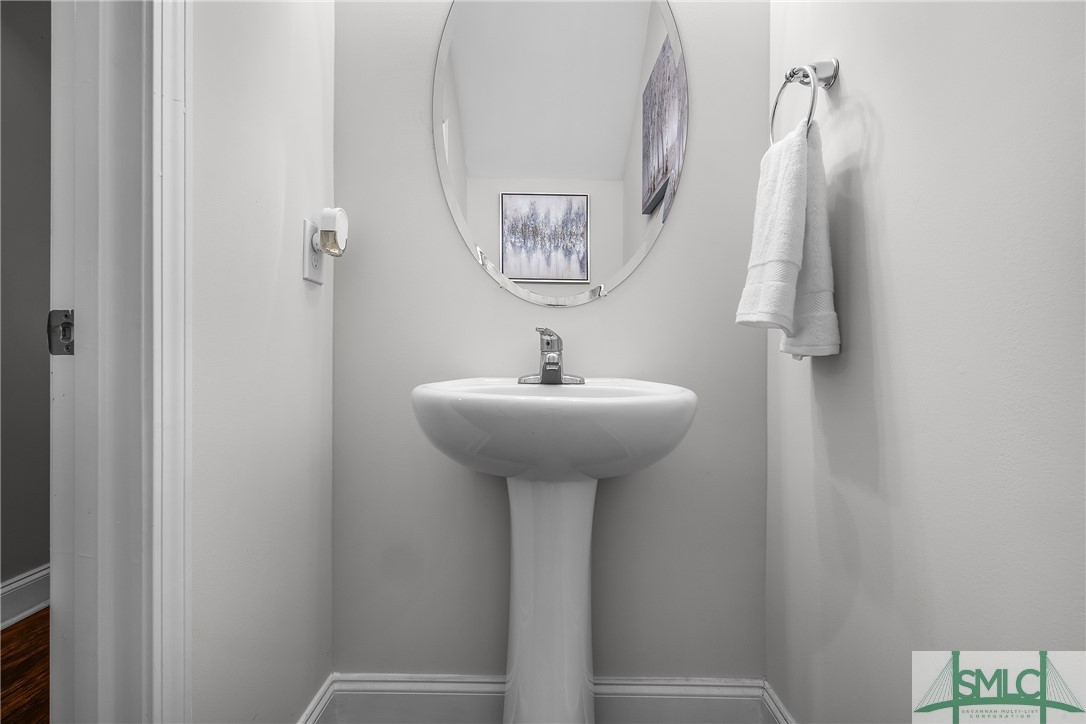 106 Greenbriar Drive