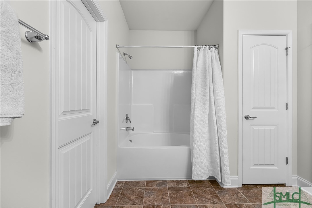 106 Greenbriar Drive