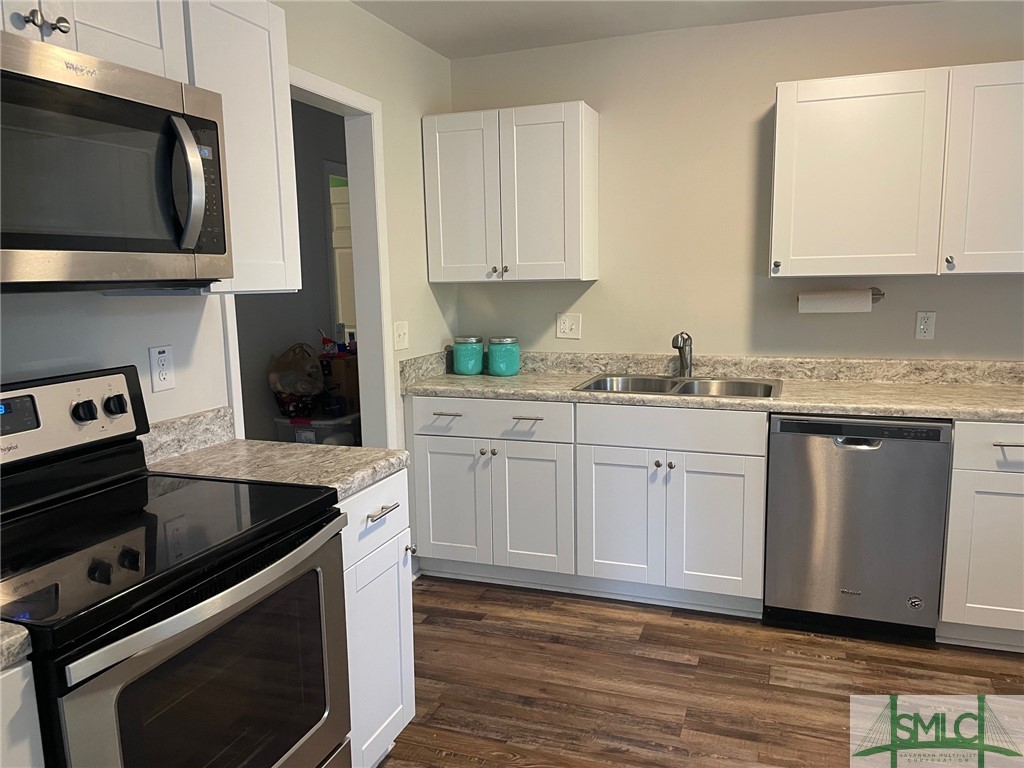 120 Van Nuys Boulevard