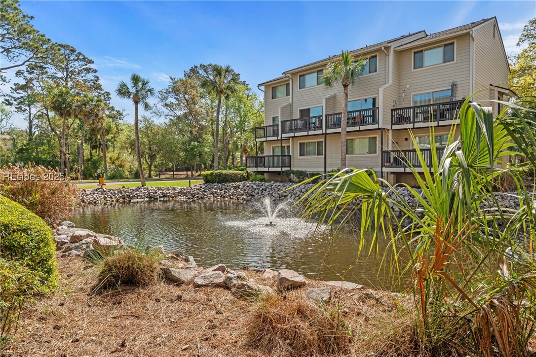 9 Tanglewood Drive Unit: 905