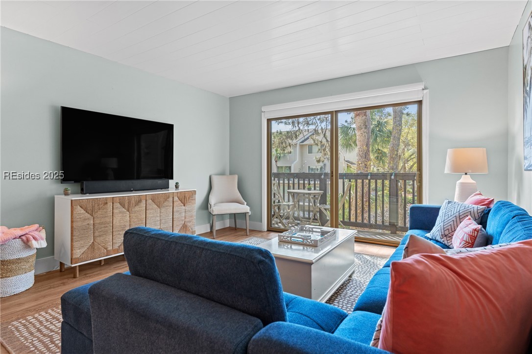 9 Tanglewood Drive Unit: 905