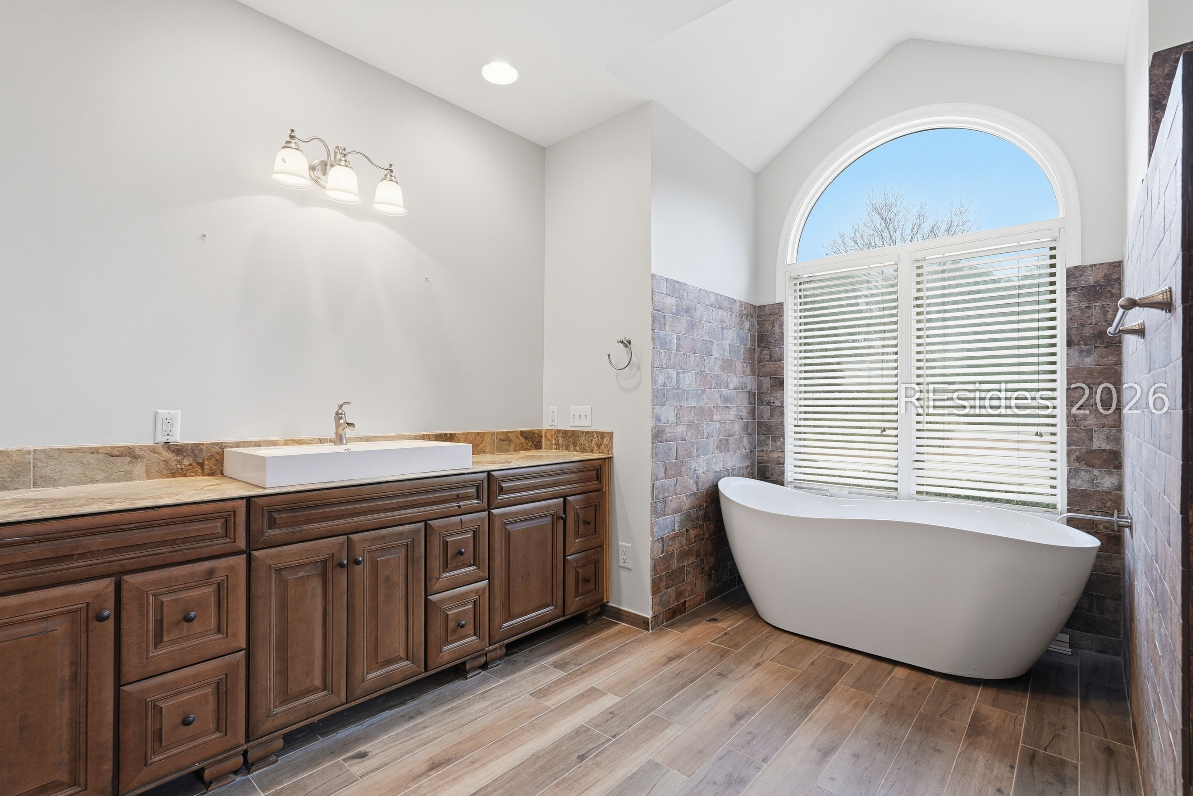 11 Sedge Fern Drive
