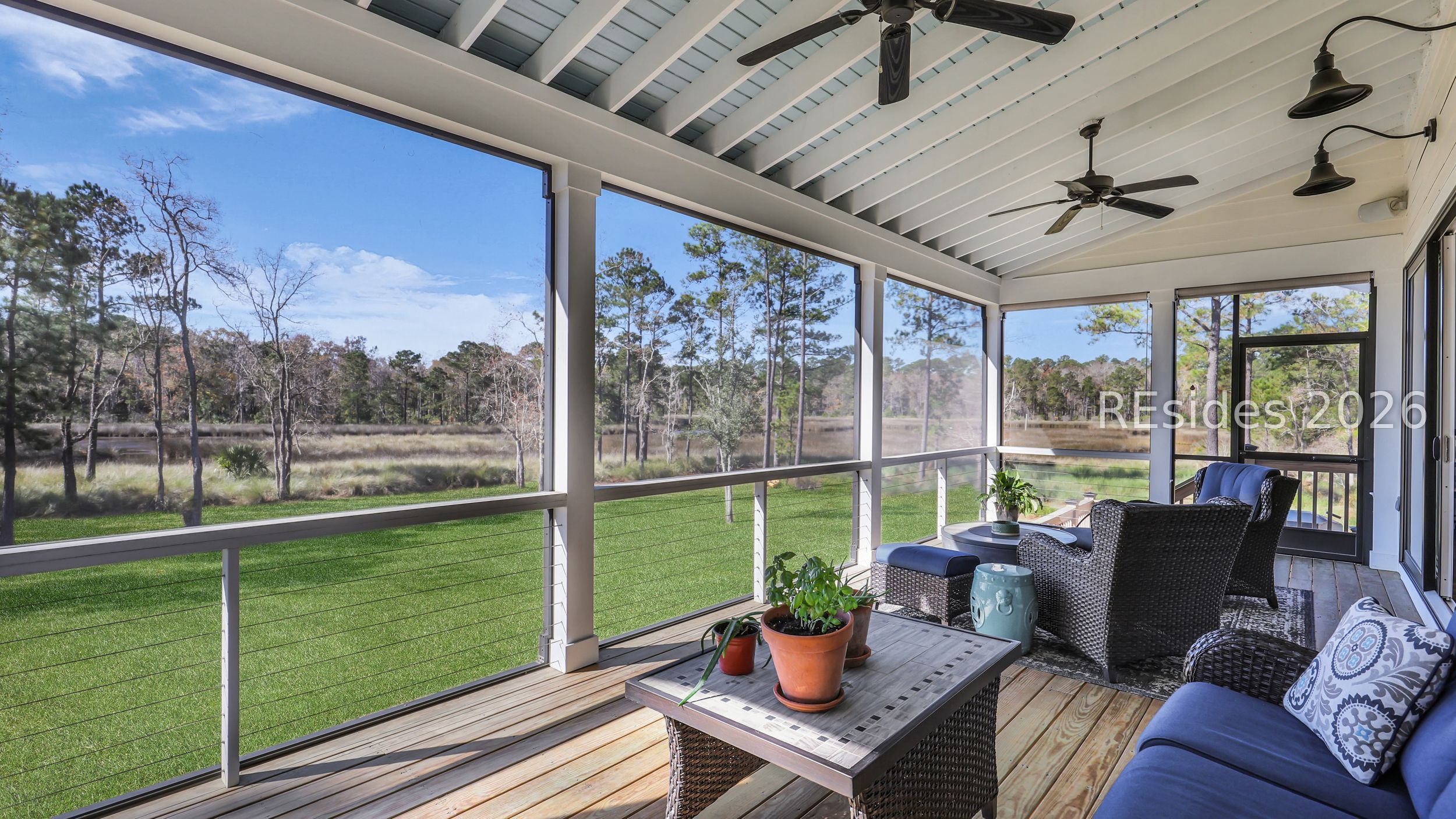 492 Hunters Loop S
