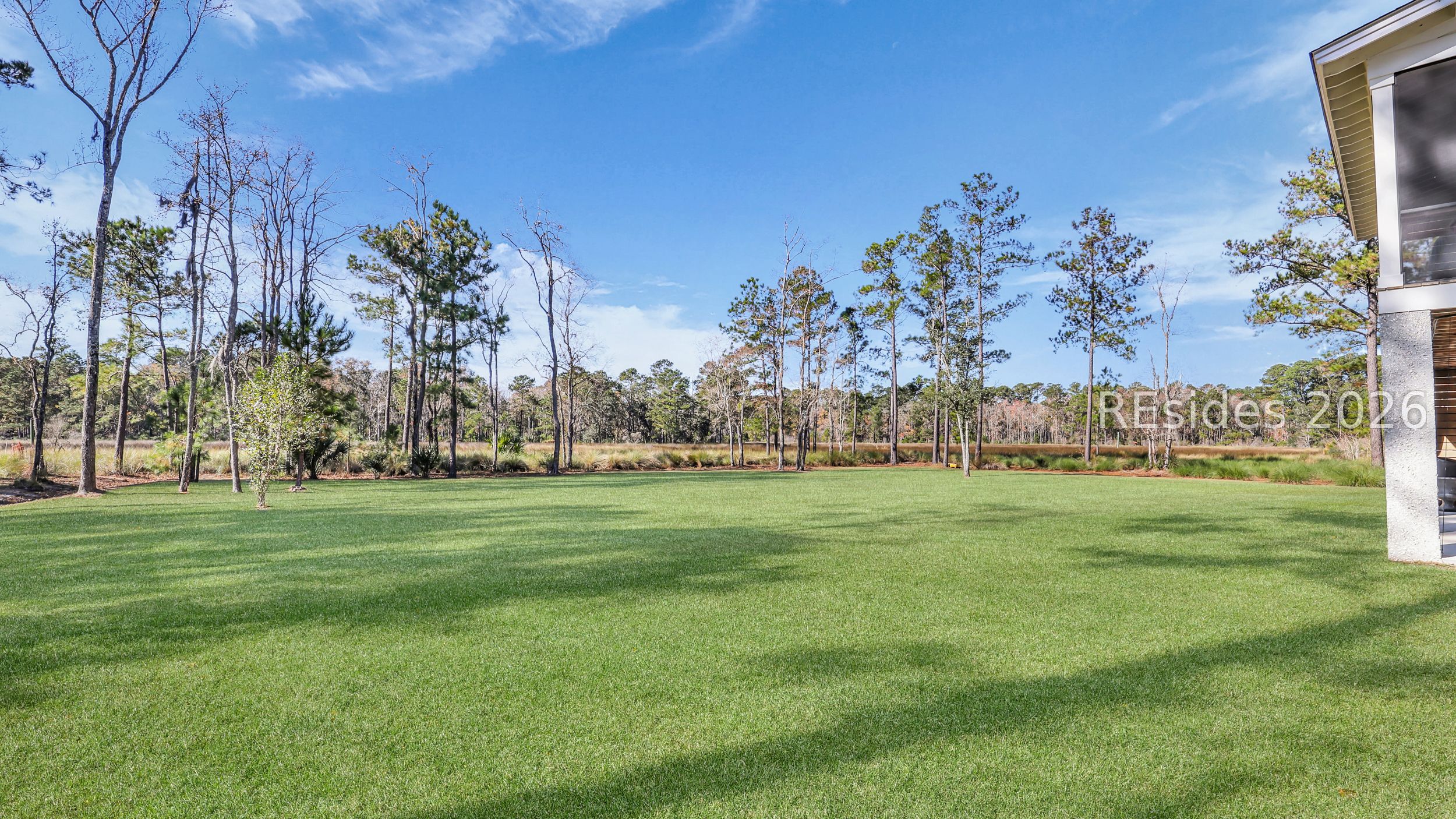 492 Hunters Loop S