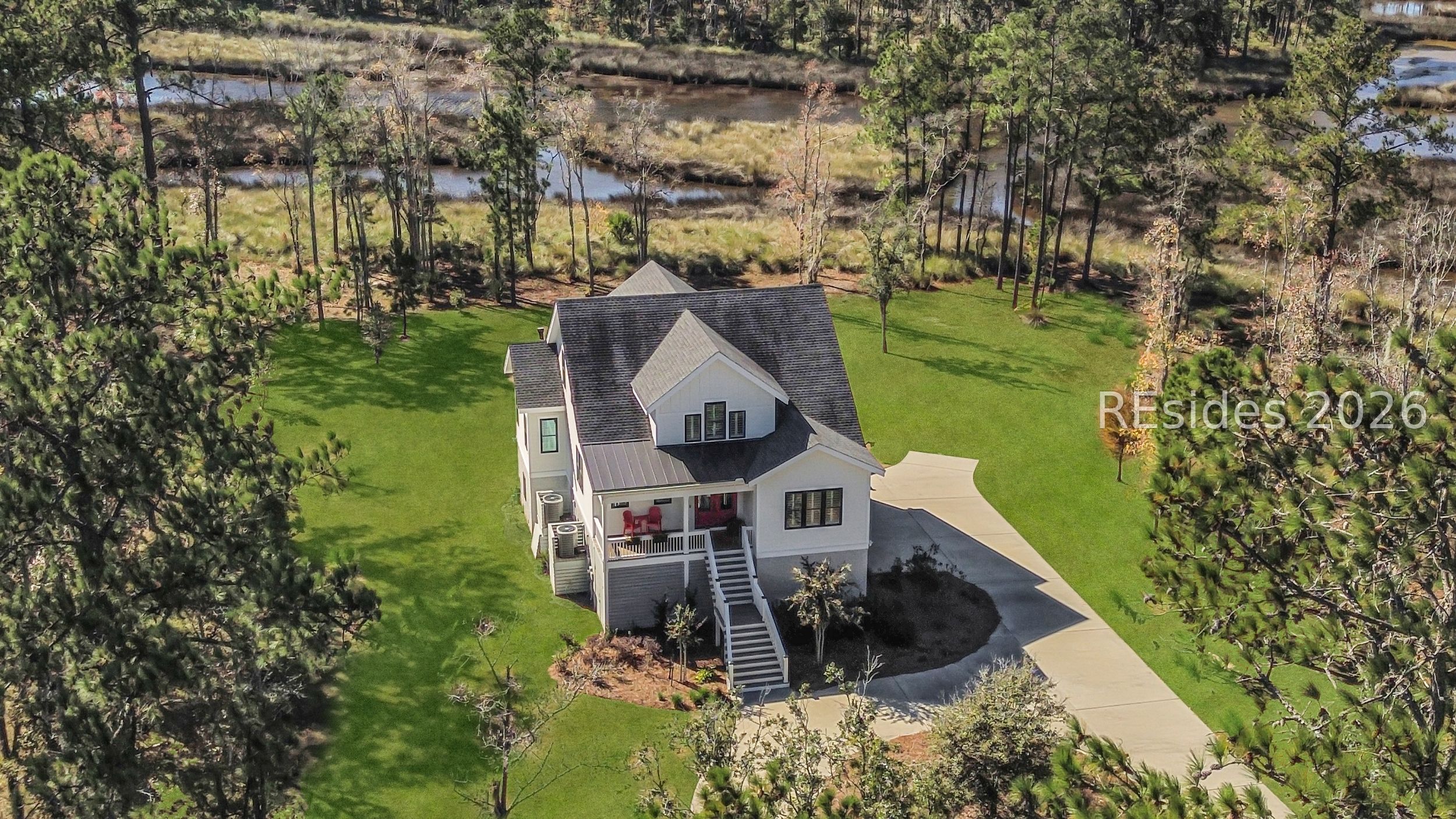 492 Hunters Loop S